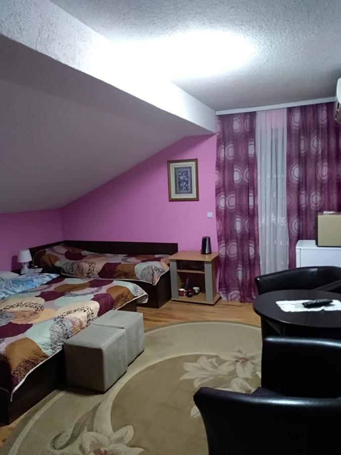 Durmitor Apartment Куманово Екстериор снимка